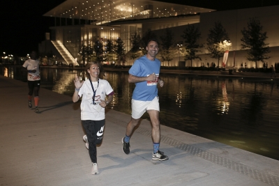 ΔΕΛΤΙΟ ΤΥΠΟΥ - O Γιώργος Καπουτζίδης έτρεξε μεσάνυχτα στο Νο Finish Line της Αθήνας!