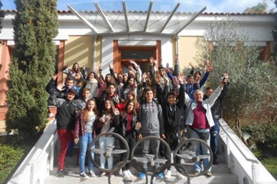 Μαθητές από το 3ο Γυμνάσιο Αγ. Βαρβάρας επισκέφτηκαν το Μουσείο Μαραθωνίου Δρόμου