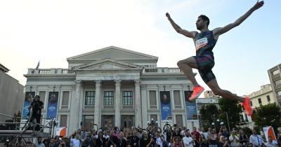 Το Piraeus Street Long Jump έγραψε ιστορία στον Πειραιά!